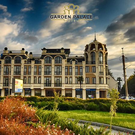 Garden Palace Zugdidi Extérieur photo